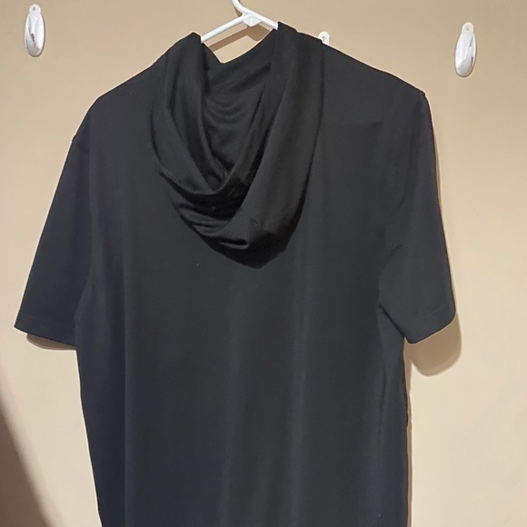 men’s training hoodie - Picture 2 of 2